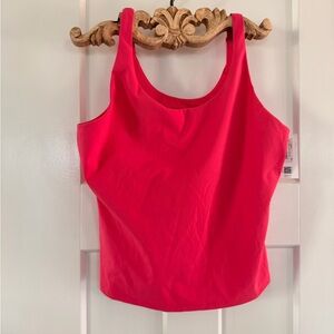 Women’s Spanx workout top in petunia